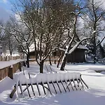 Klokoci Πανσιόν Sněžné