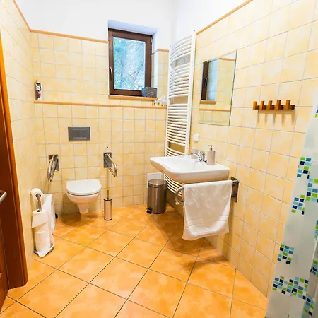 Guest house Klokoci Snezne (Pardubice)