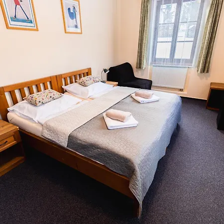 Guest house Klokoci 3*